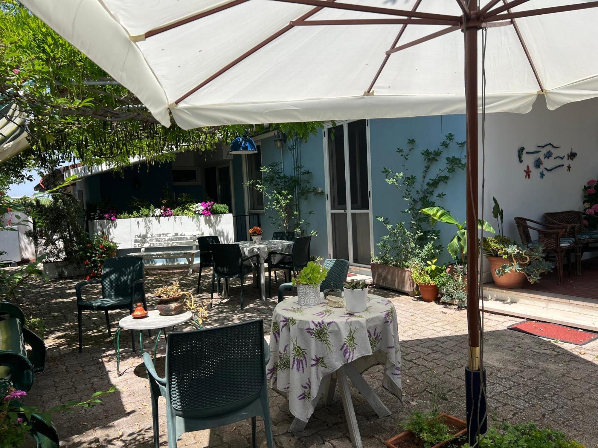 B&B I Versi Del Mare Roseto Degli Abruzzi Exterior photo
