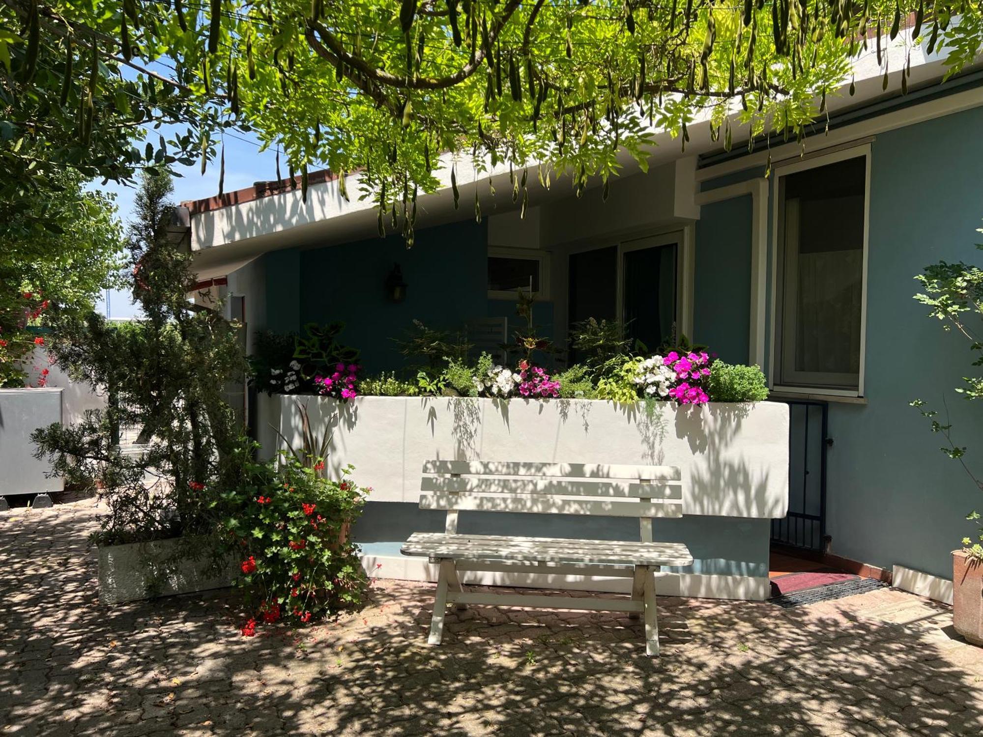B&B I Versi Del Mare Roseto Degli Abruzzi Exterior photo